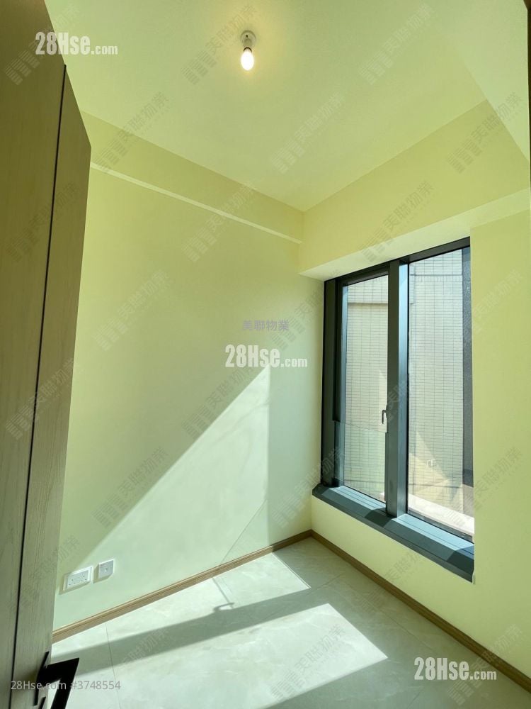 #LYOS 售盘 1 房 , 1 浴室 288 平方尺