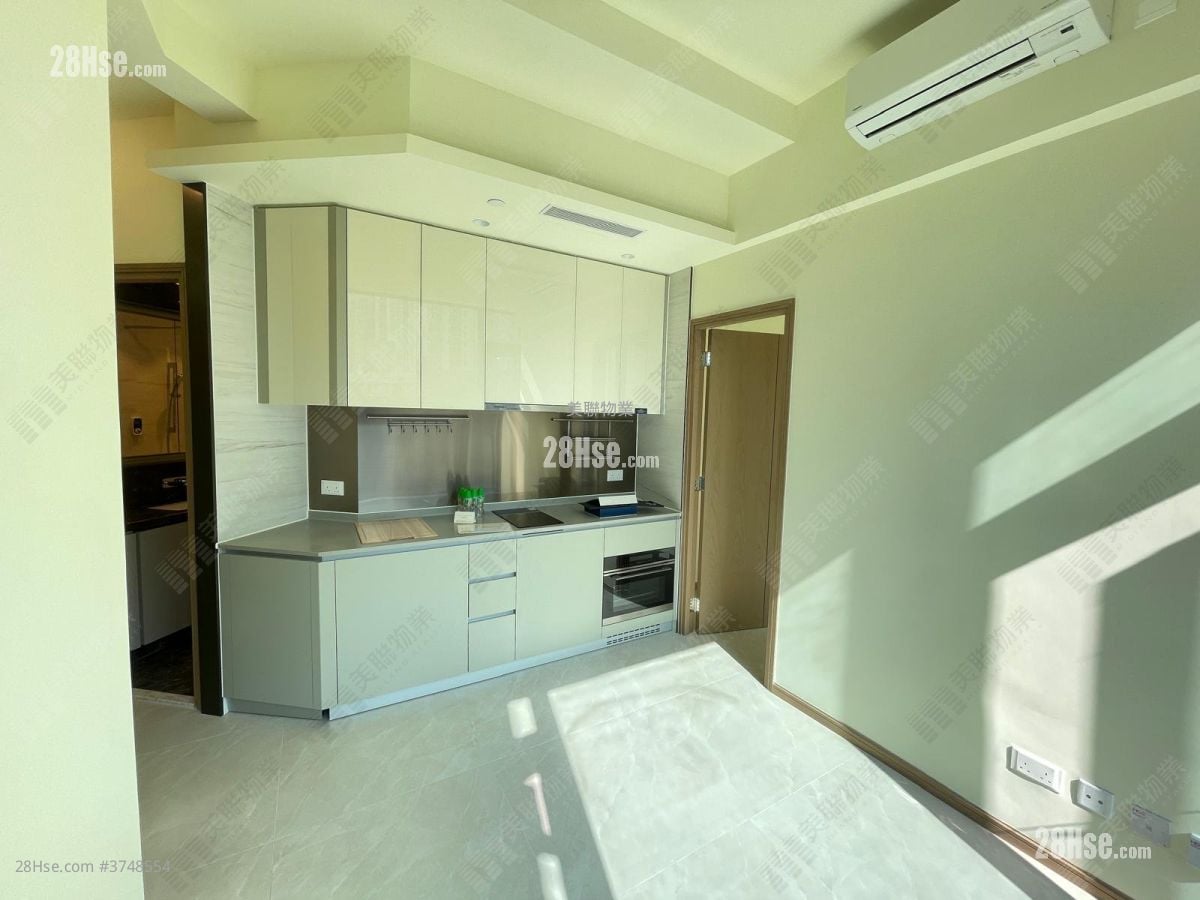 #LYOS 售盘 1 房 , 1 浴室 288 平方尺