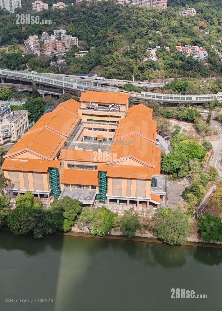 The Riverpark Sell 3 Bedrooms , 2 Bathrooms 825 ft²