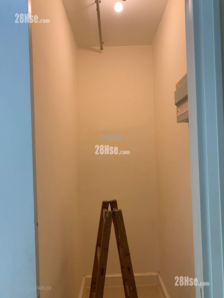 Festival City Sell 3 Bedrooms , 2 Bathrooms 785 ft²