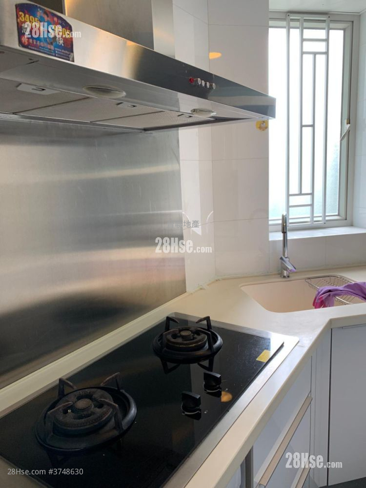 Festival City Sell 3 Bedrooms , 2 Bathrooms 785 ft²