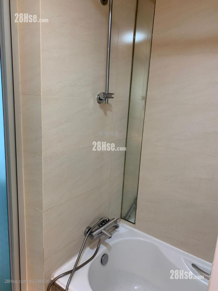 Festival City Sell 3 Bedrooms , 2 Bathrooms 785 ft²