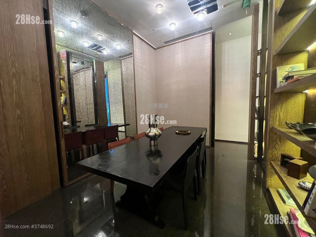 Eight Kwai Fong Happy Valley 租盘 1 房 , 1 浴室 402 平方尺