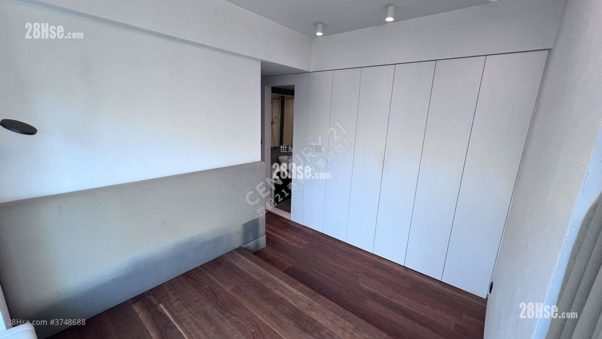 名城 售盘 3 房 , 2 浴室 785 平方尺