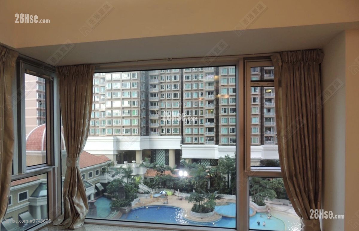 Banyan Garden Sell 2 Bedrooms , 1 Bathroom 441 ft²