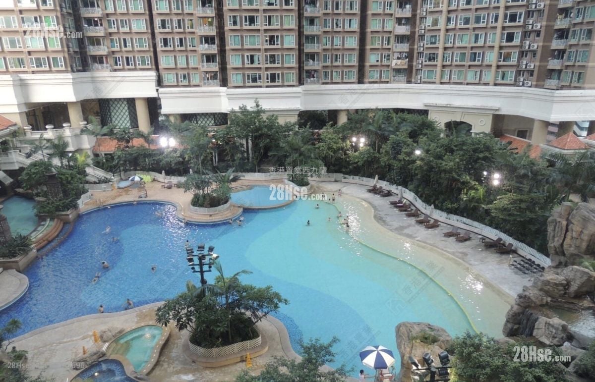 Banyan Garden Sell 2 Bedrooms , 1 Bathroom 441 ft²