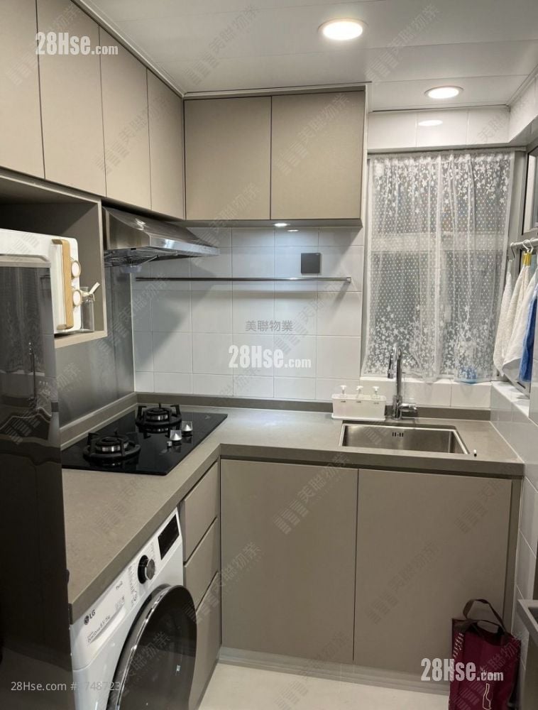 新都城 售盘 2 房 420 平方尺