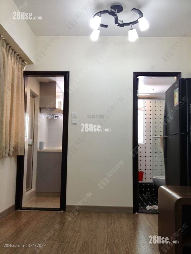 Luen Fat House Sell 426 ft²