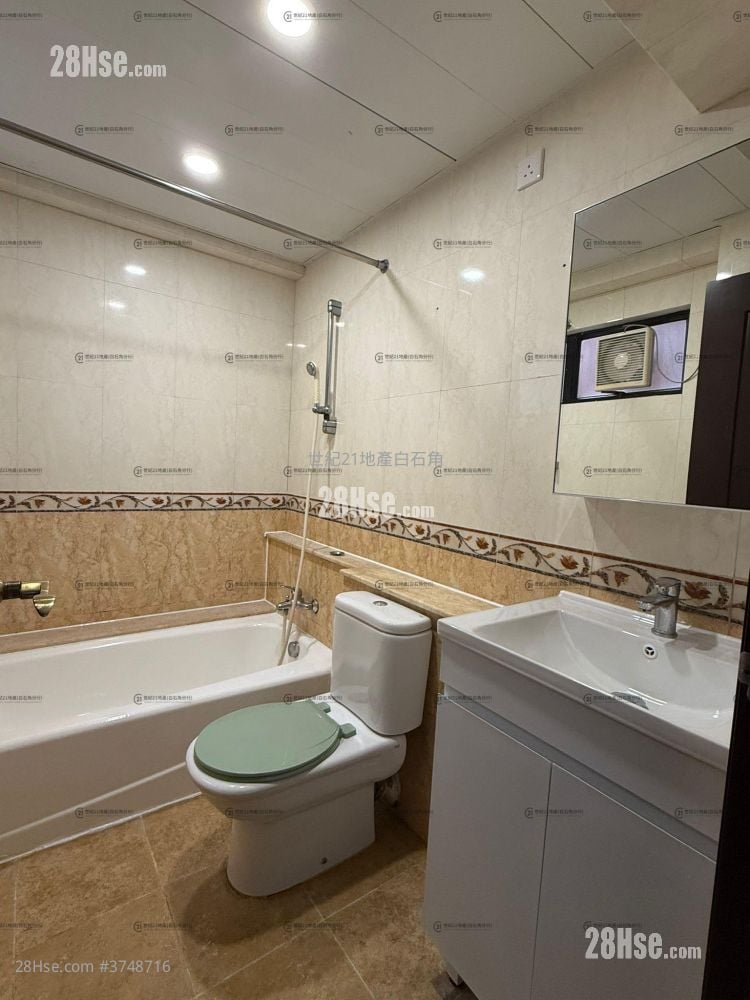 翡翠花园 售盘 3 房 , 2 浴室 959 平方尺