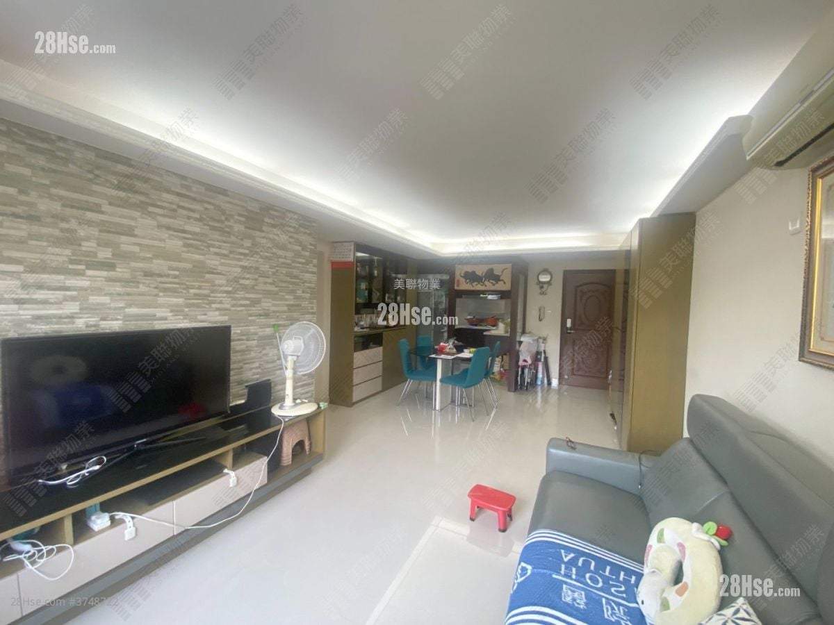 殷荣阁 售盘 3 房 790 平方尺