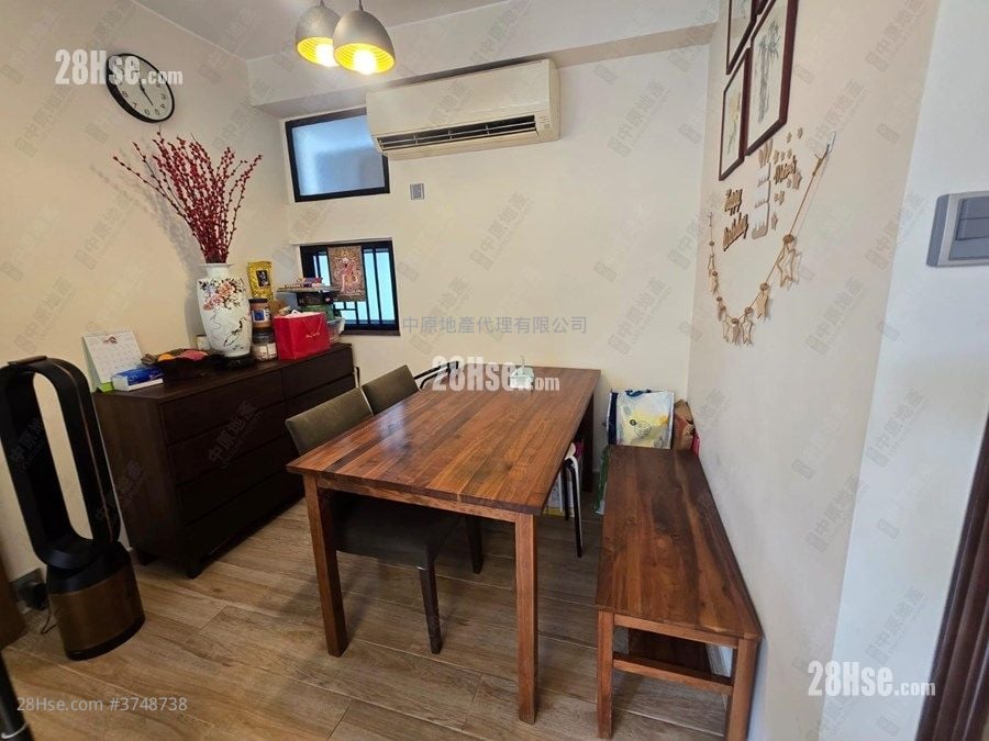 康怡花园 售盘 3 房 , 1 浴室 594 平方尺