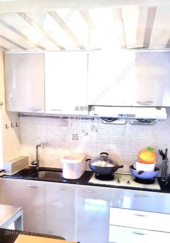 华乐大厦 售盘 2 房 396 平方尺