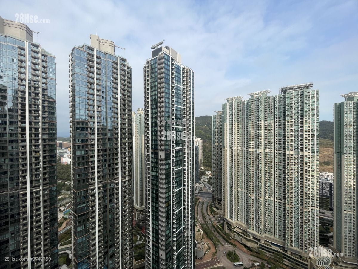 Seasons Place 售盘 1 房 , 1 浴室 322 平方尺