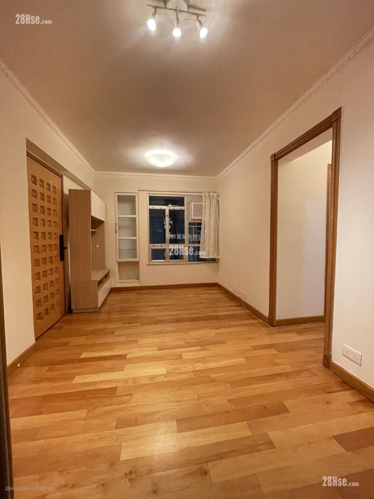 紅磡灣中心 售盤 2 房 , 1 浴室 411 平方呎