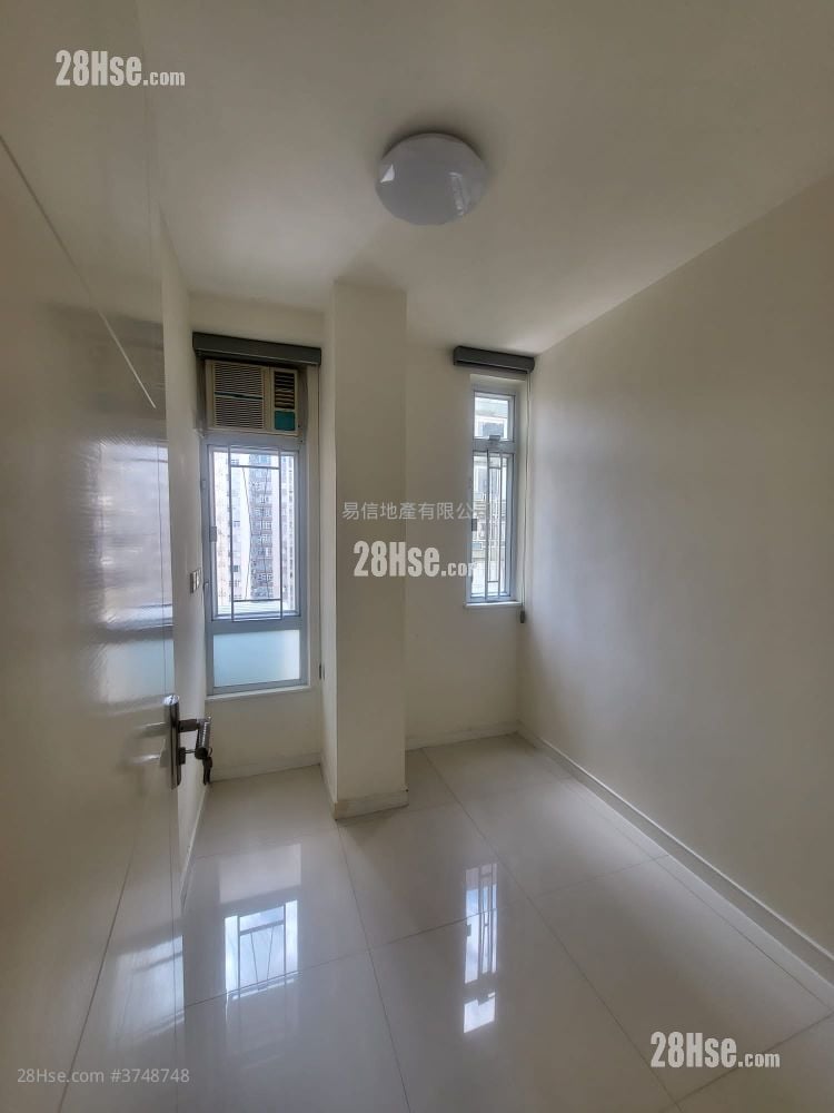 美孚新邨 租盤 3 房 , 2 浴室 657 平方呎