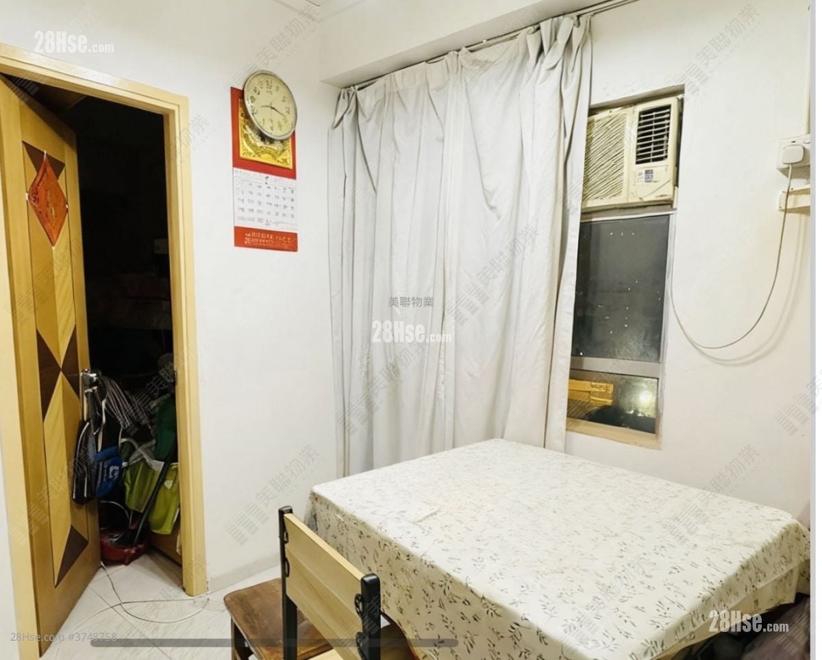 寶豐大廈 售盤 2 房 205 平方呎