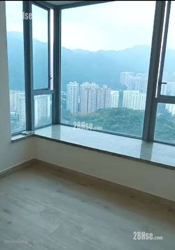 溱岸8號 售盤 5+ 房 , 3 浴室 1,168 平方呎