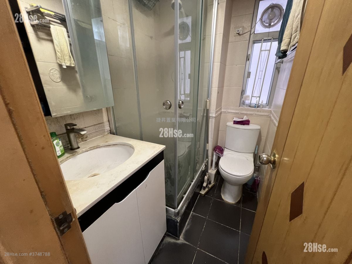 黄埔新村 售盘 3 房 , 1 浴室 494 平方尺