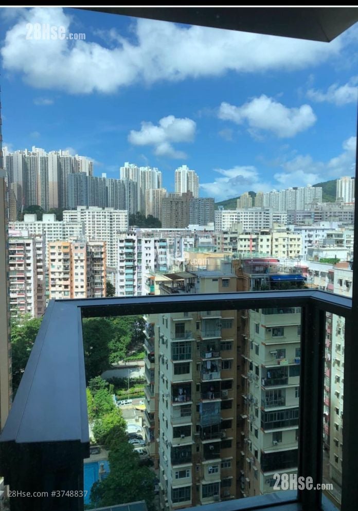 Grand Central Sell 2 Bedrooms , 1 Bathroom 597 ft²