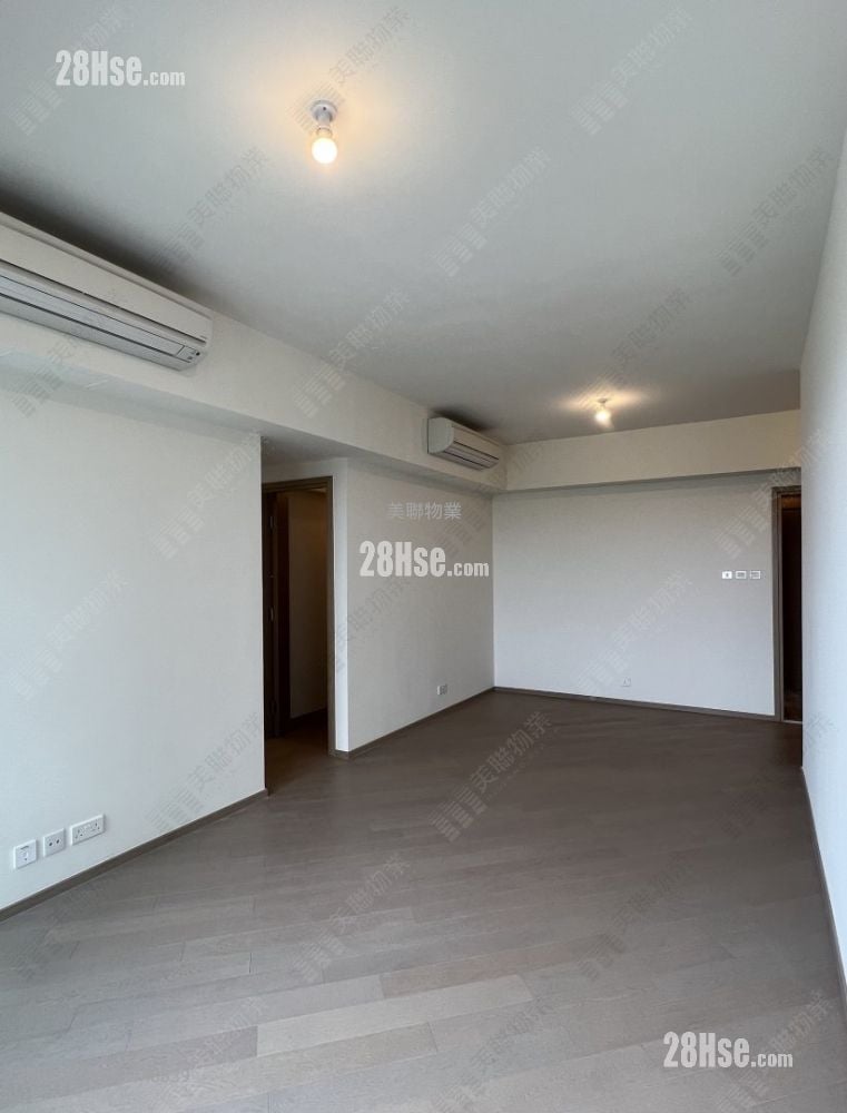 The Yoho Hub Sell 3 Bedrooms 872 ft²