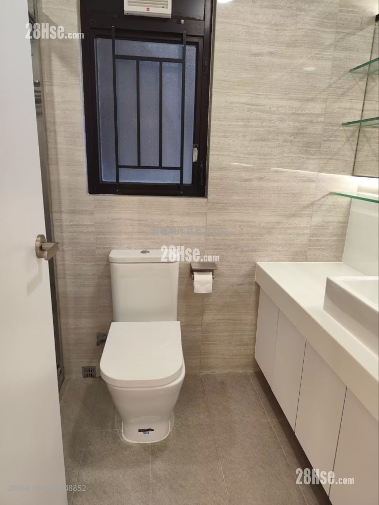 No.1 Ho Man Tin Hill Sell 3 Bedrooms , 2 Bathrooms 1,006 ft²