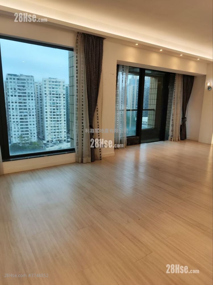 No.1 Ho Man Tin Hill Sell 3 Bedrooms , 2 Bathrooms 1,006 ft²