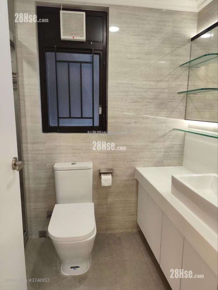 No.1 Ho Man Tin Hill Sell 3 Bedrooms , 2 Bathrooms 1,006 ft²