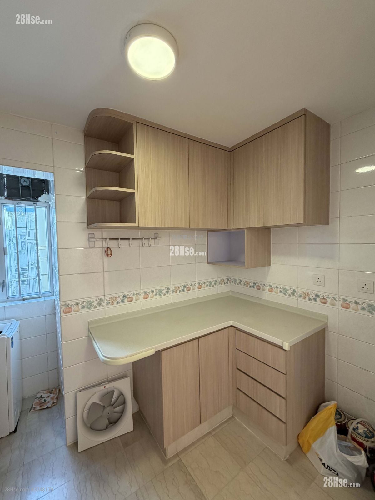 太古城 售盘 3 房 , 2 浴室 760 平方尺