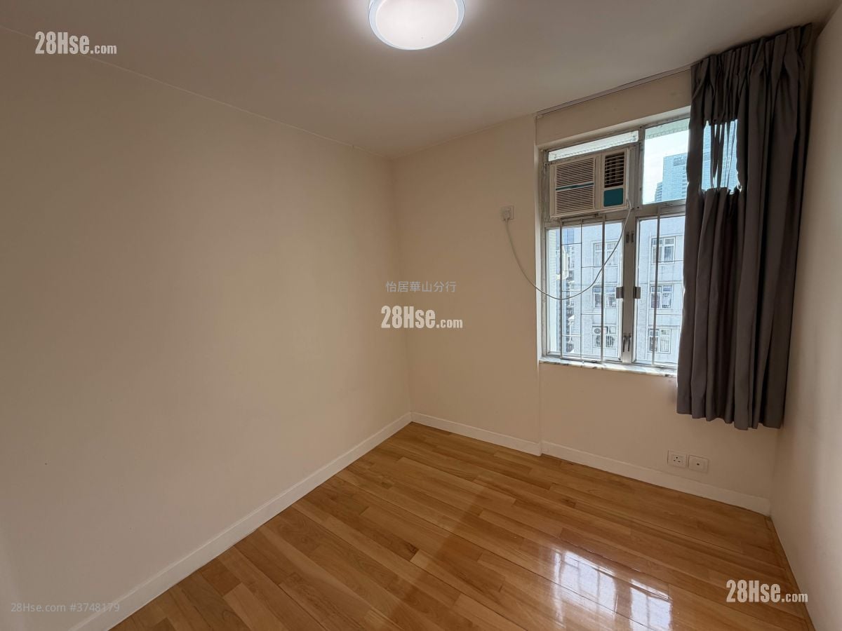 太古城 售盘 3 房 , 2 浴室 760 平方尺