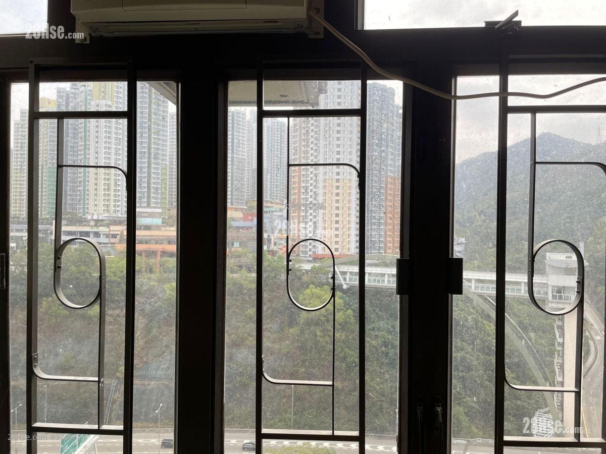 Pok Hong Estate Sell 2 Bedrooms , 1 Bathroom 381 ft²