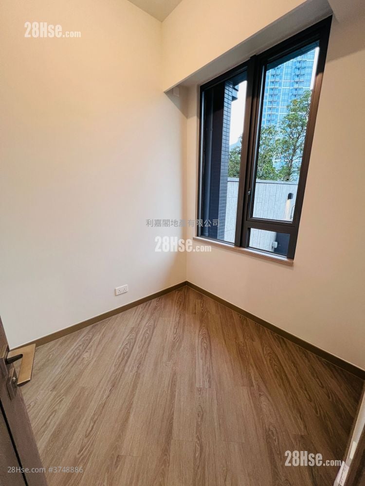 Sierra Sea 售盘 2 房 400 平方尺