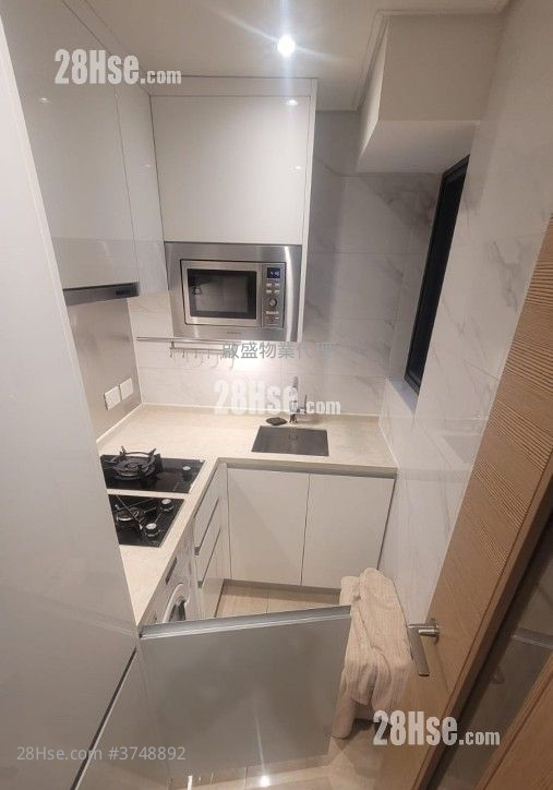 天寰 租盤 460 平方呎