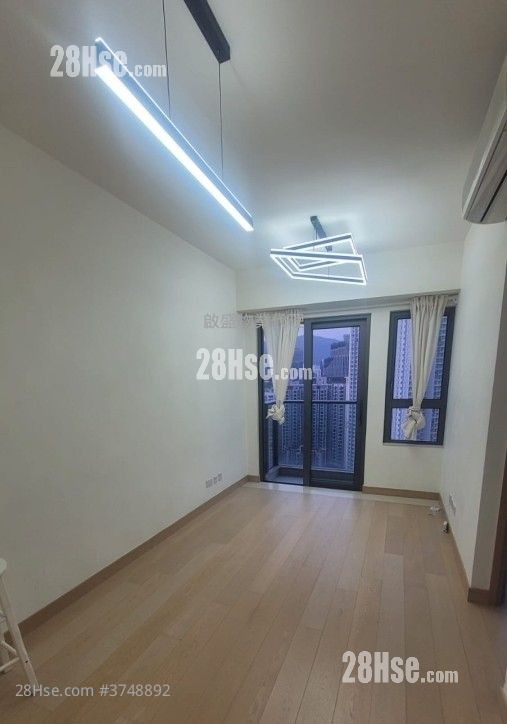 天寰 租盤 460 平方呎