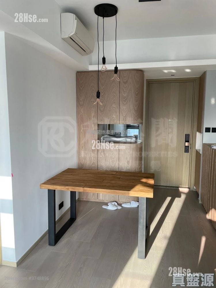 The Campton 1B期 售盘 2 房 , 1 浴室 512 平方尺