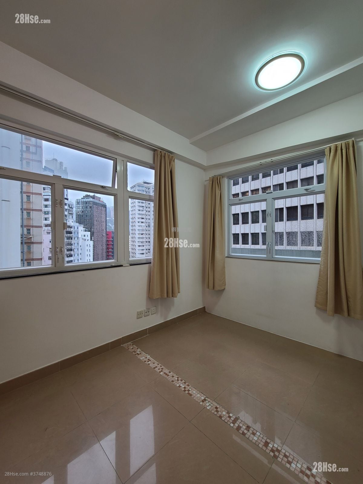Sun Tao Building Sell 1 Bedroom , 1 Bathroom 305 ft²