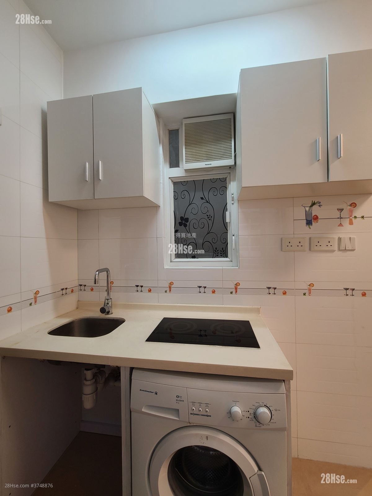 Sun Tao Building Sell 1 Bedroom , 1 Bathroom 305 ft²