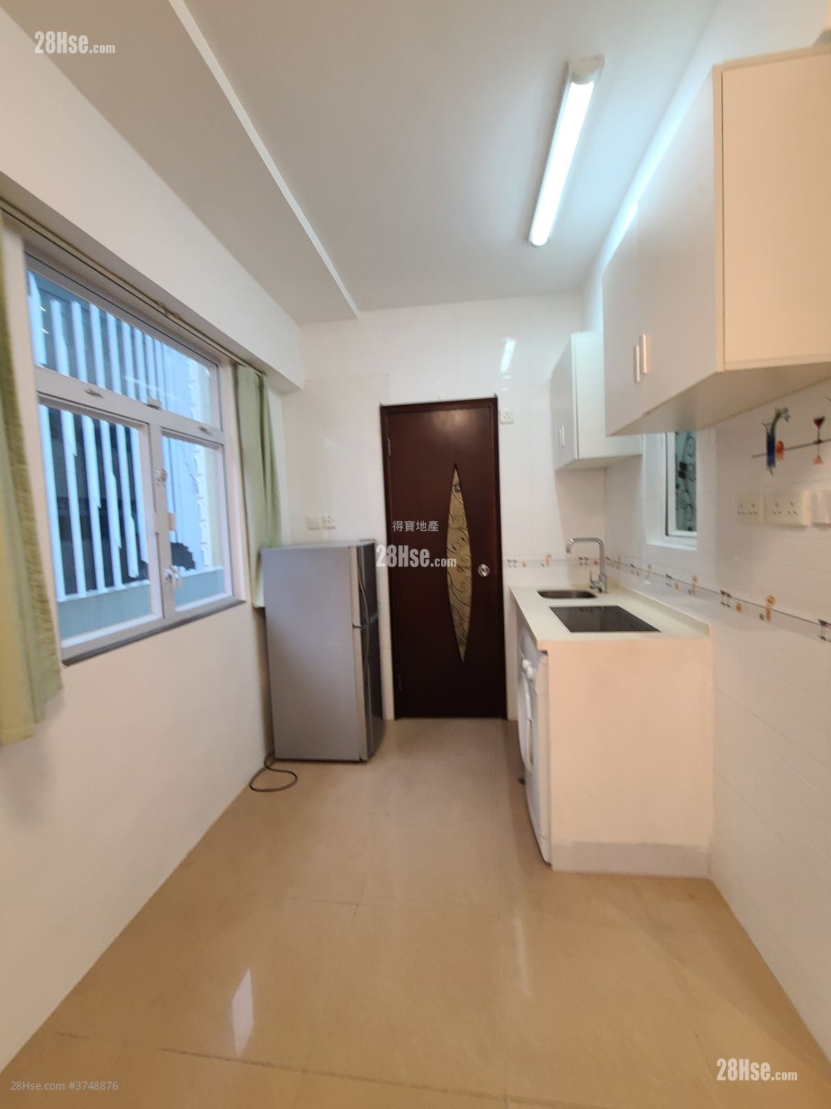 Sun Tao Building Sell 1 Bedroom , 1 Bathroom 305 ft²