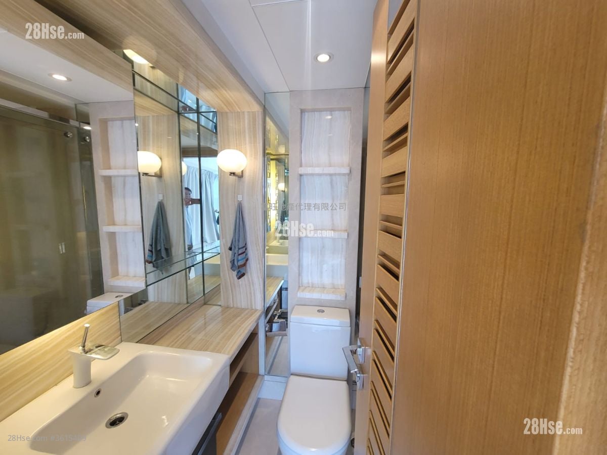 Macpherson Place Rental 1 Bedroom , 1 Bathroom 412 ft²