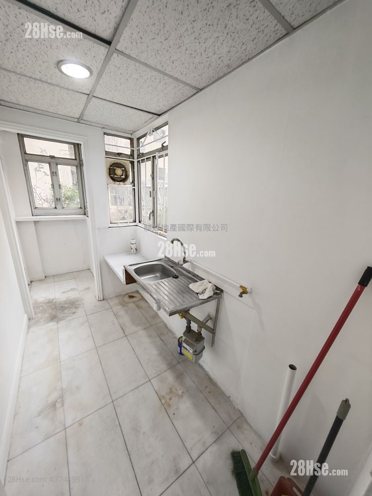 广胜大厦 售盘 1 房 , 1 浴室 375 平方尺