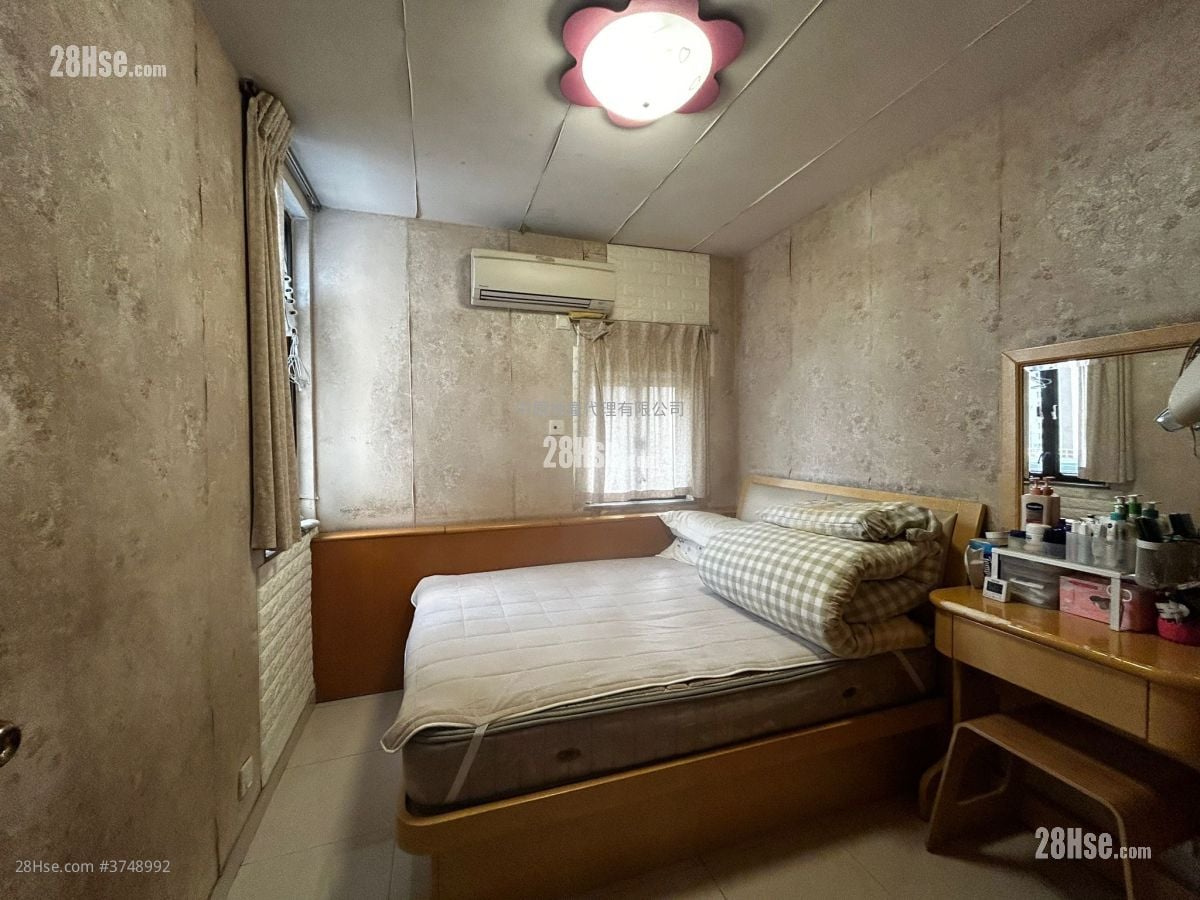 绿杨新邨 售盘 3 房 , 1 浴室 582 平方尺