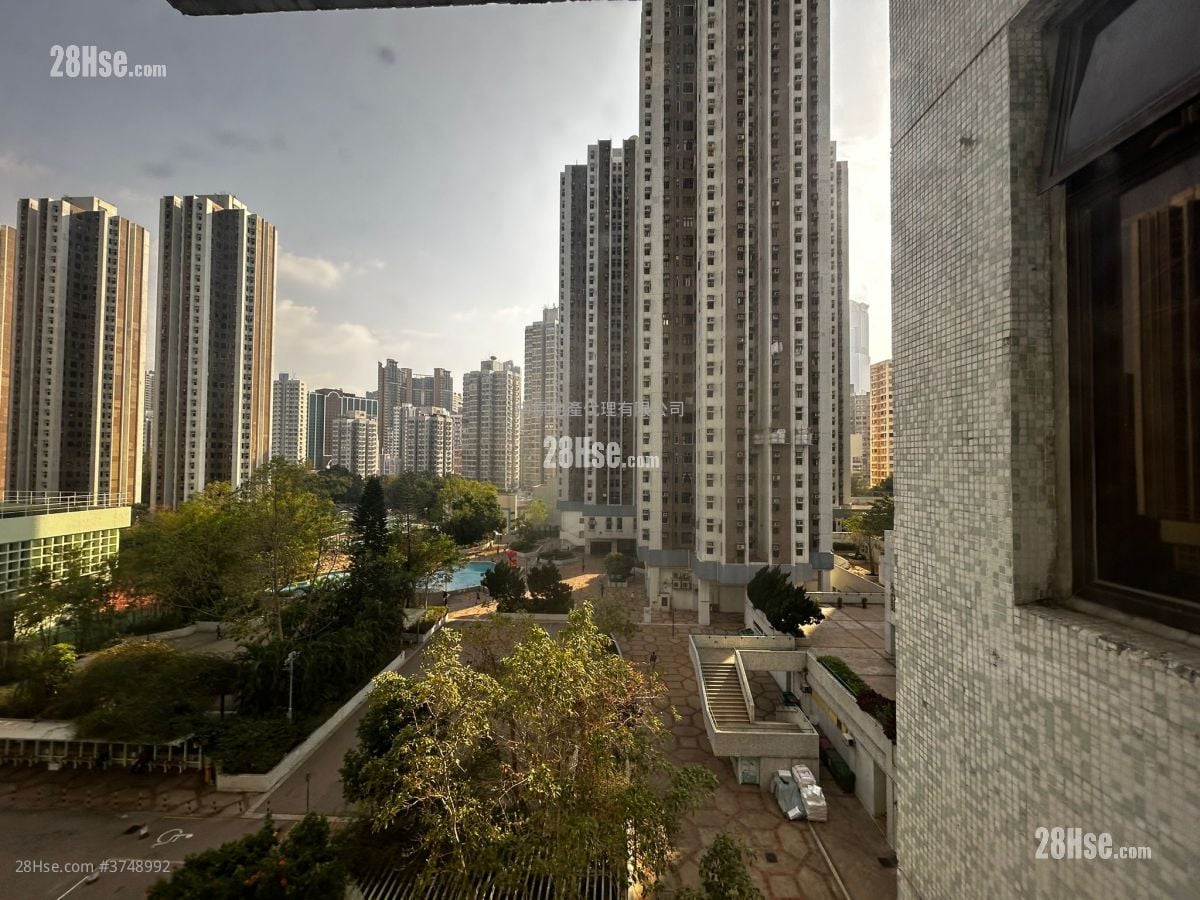 绿杨新邨 售盘 3 房 , 1 浴室 582 平方尺