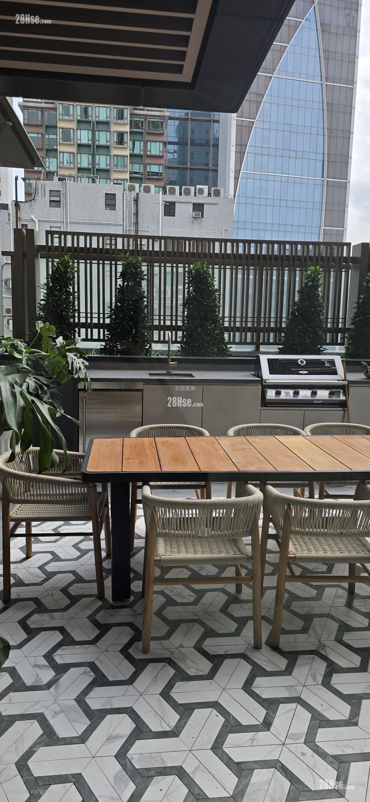 Topside Residence Rental 1 Bedroom , 1 Bathroom 270 ft²