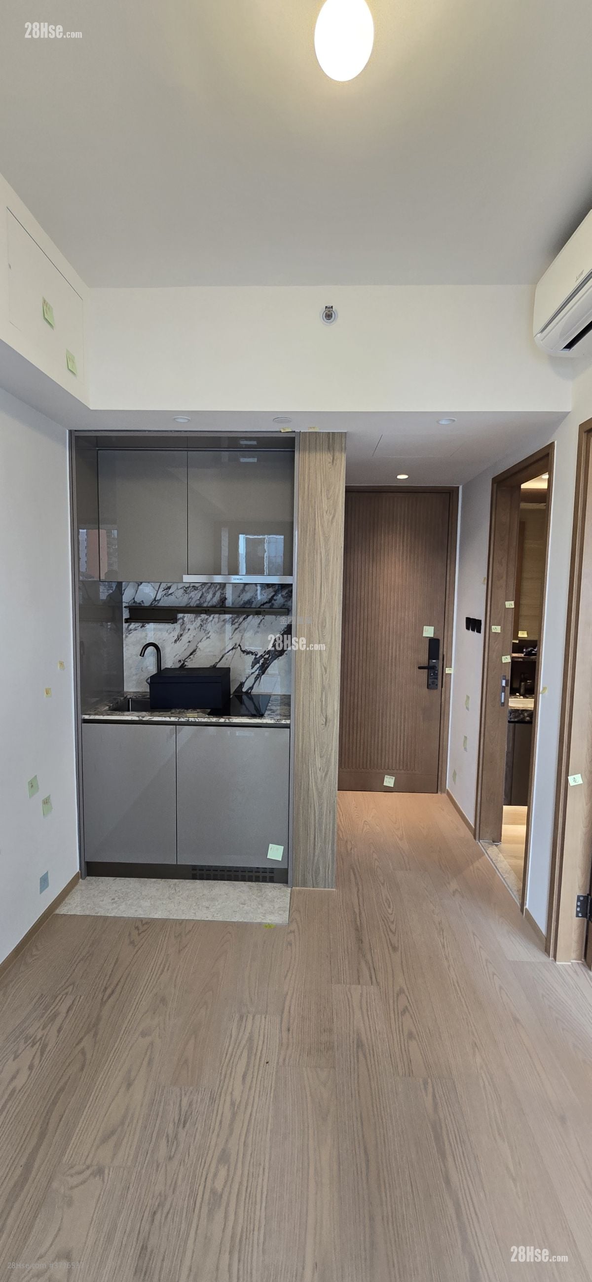 Topside Residence Rental 1 Bedroom , 1 Bathroom 270 ft²