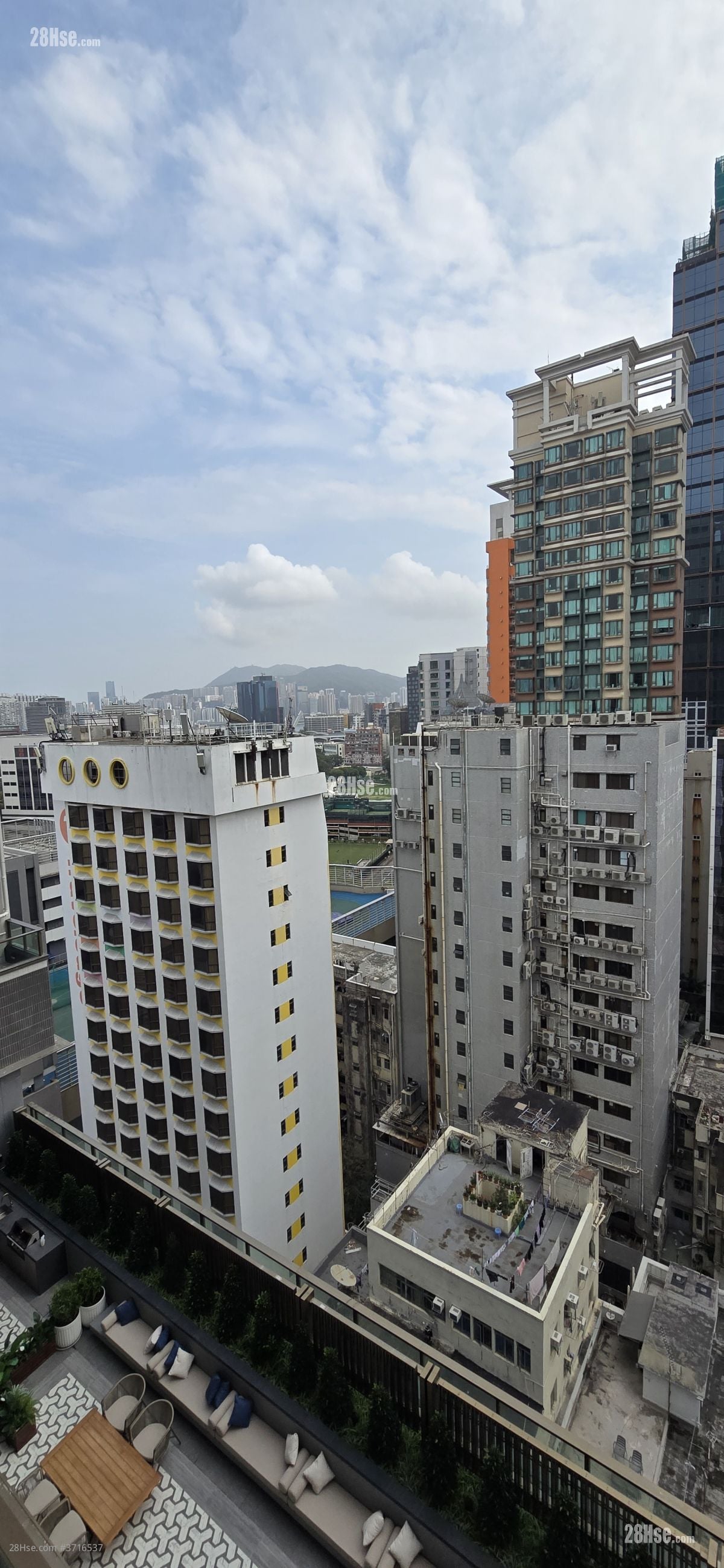 Topside Residence Rental 1 Bedroom , 1 Bathroom 270 ft²