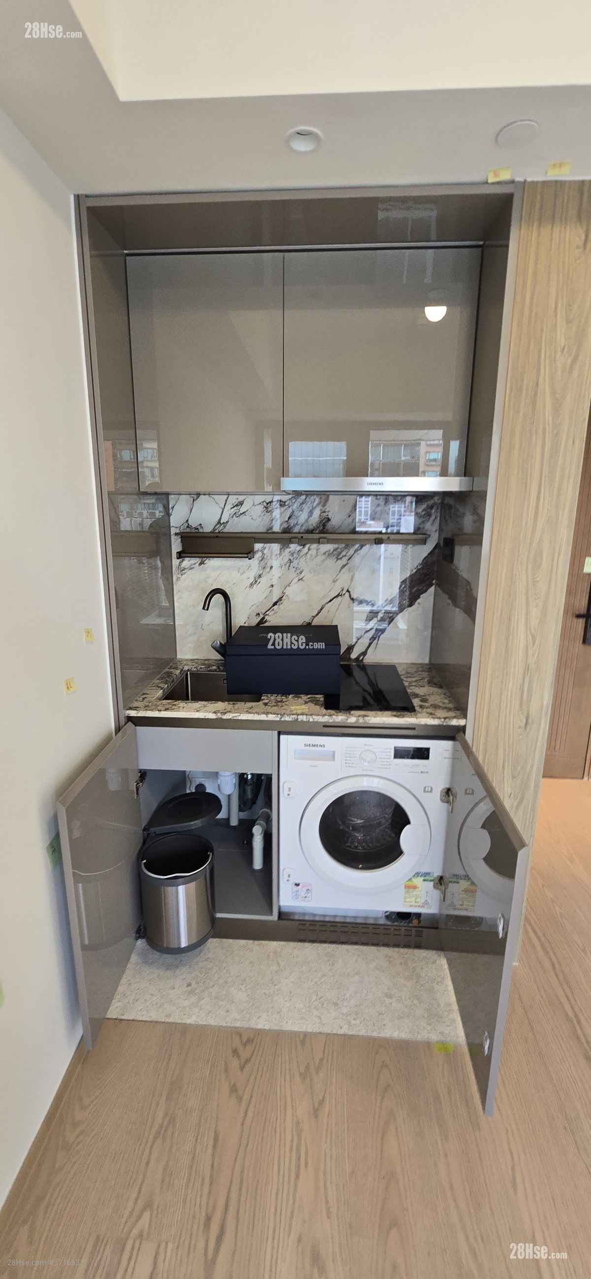 Topside Residence Rental 1 Bedroom , 1 Bathroom 270 ft²