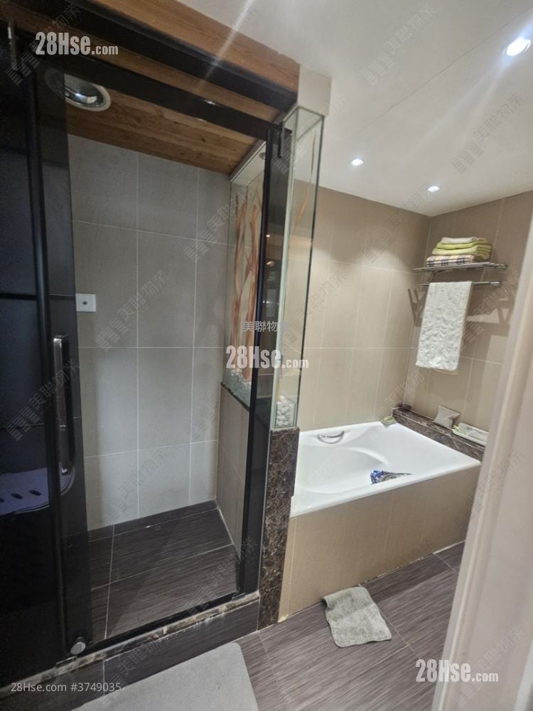 Bellagio Sell 3 Bedrooms , 1 Bathroom 935 ft²