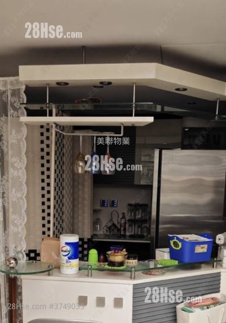 Bellagio Sell 3 Bedrooms , 1 Bathroom 935 ft²