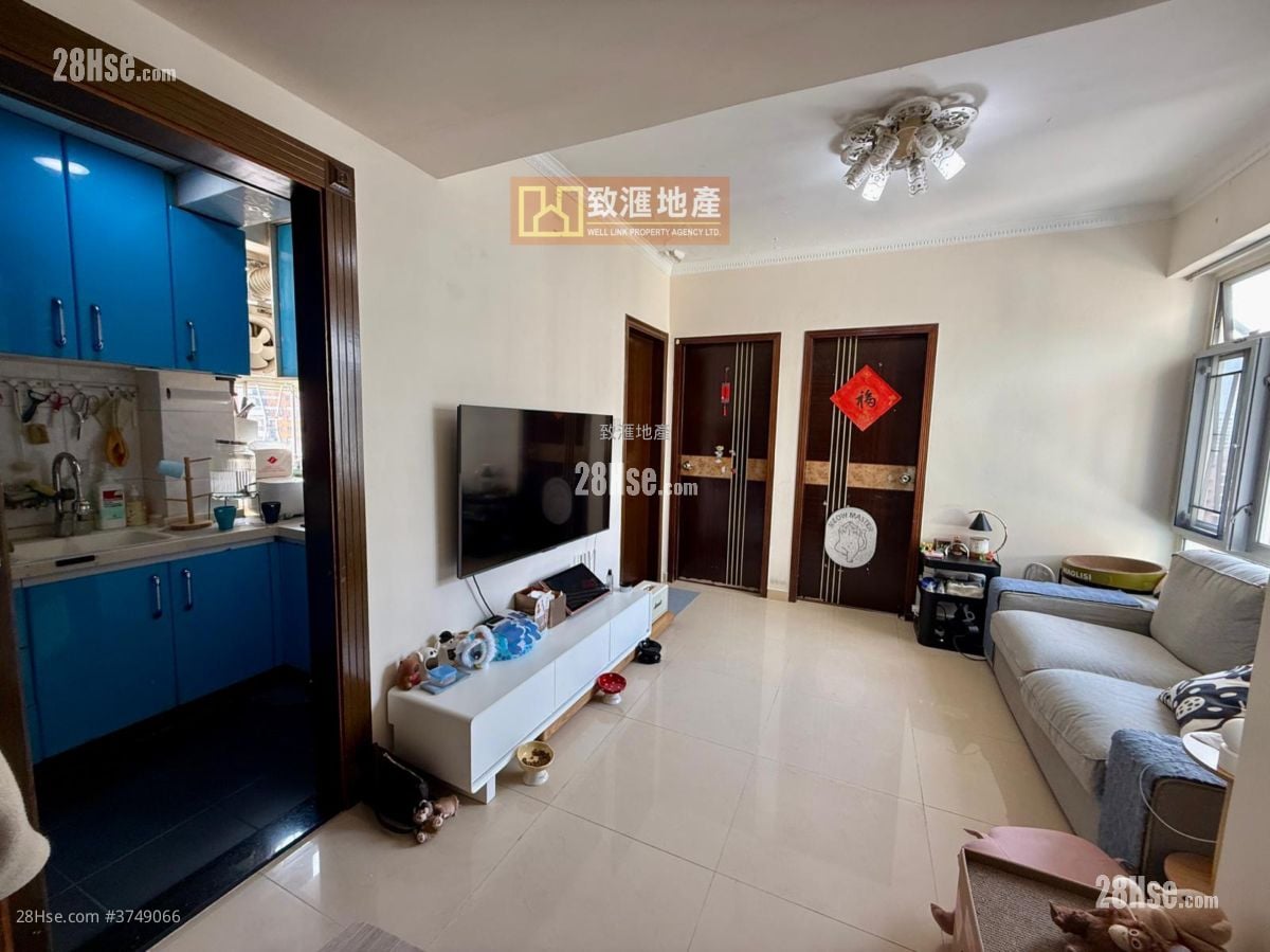 荃湾花园 售盘 2 房 352 平方尺