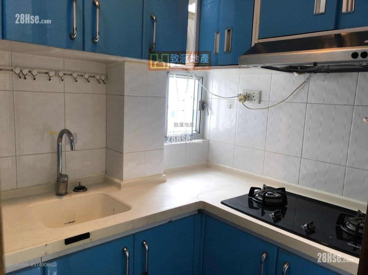 荃湾花园 售盘 2 房 352 平方尺