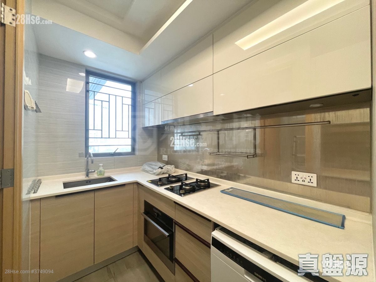 海翩滙 售盘 3 房 850 平方尺